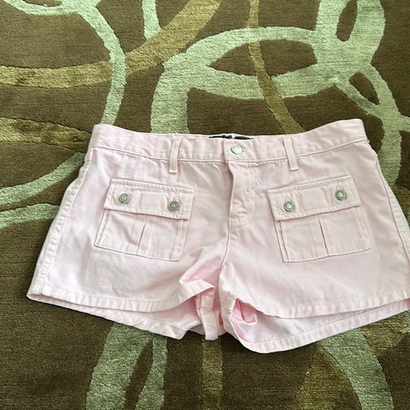Juicy Couture Pants - Juice Couture light pink color shorts